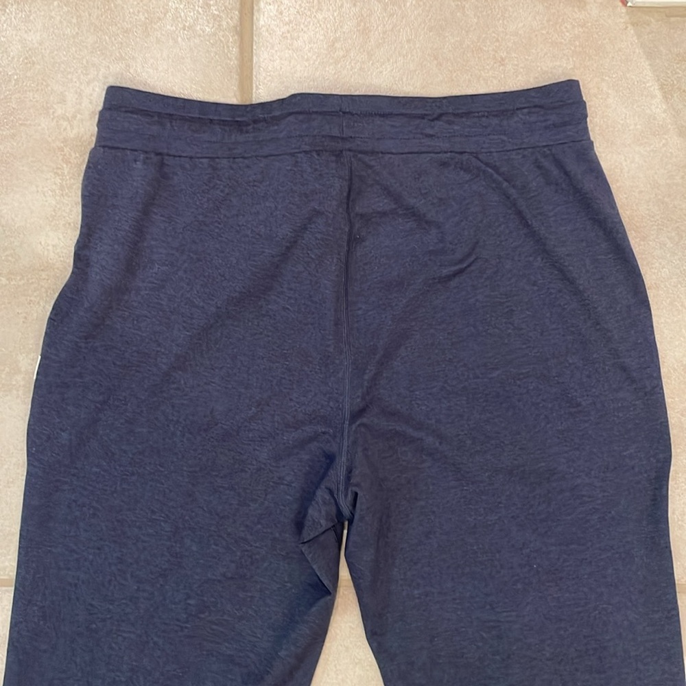 Vuori Navy Halo Wide Leg Pant Short - Picture 5 of 8